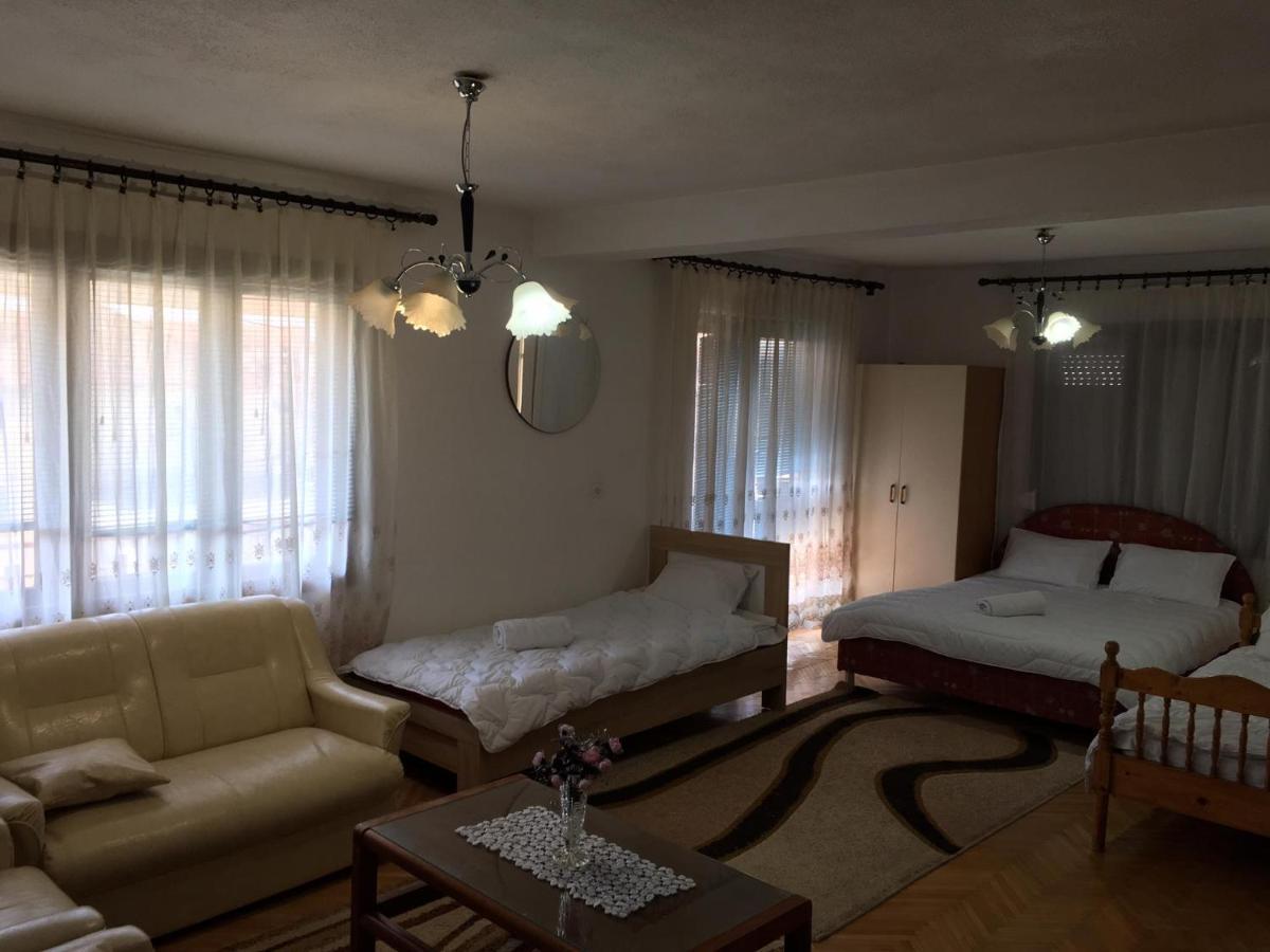 Apartment Apartman Struga *